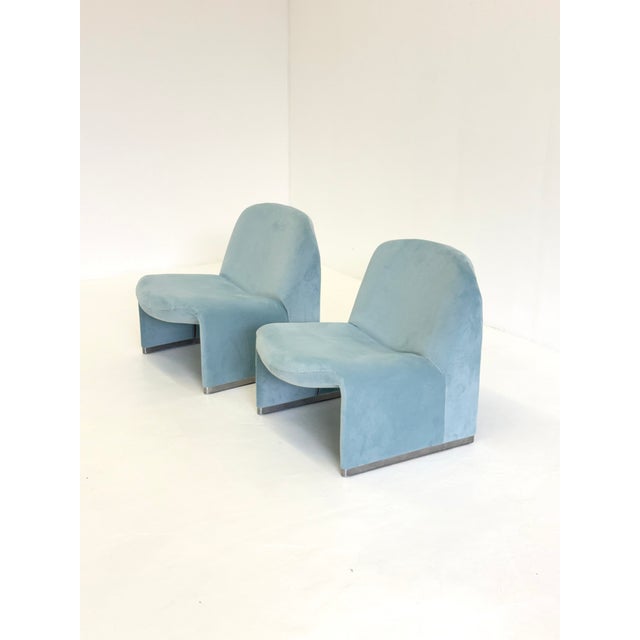 Vintage Alky Chair in Baby Blue Velvet by Anonima Castelli for Artifort, 1970s For Sale - Image 15 of 15