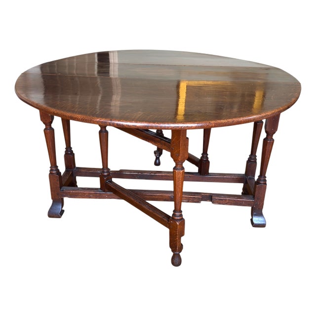 17th Century William & Mary Oak Gateleg Dining Table from Elaine Phillips Provenance, 1690 For Sale