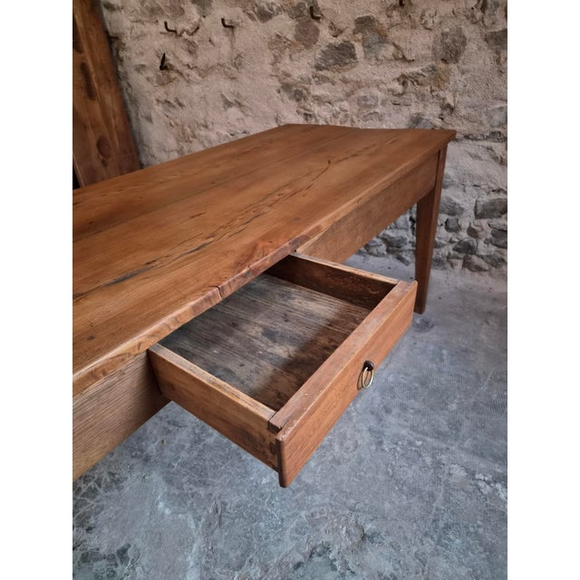 Antique French Farmhouse Dining Table in Oak and Chestnut, 1800s For Sale - Image 14 of 18