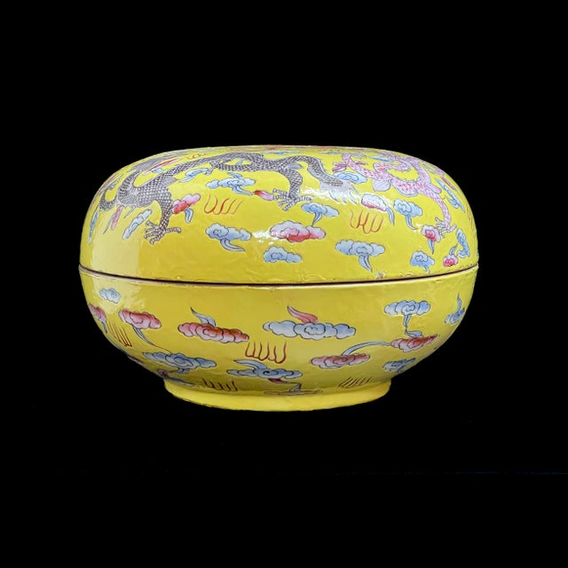 Vintage Chinese Hand Painted Famille Jaune-Fencai Porcelain with Five Colour Dragon Pattern Sweetmeat Container The design...