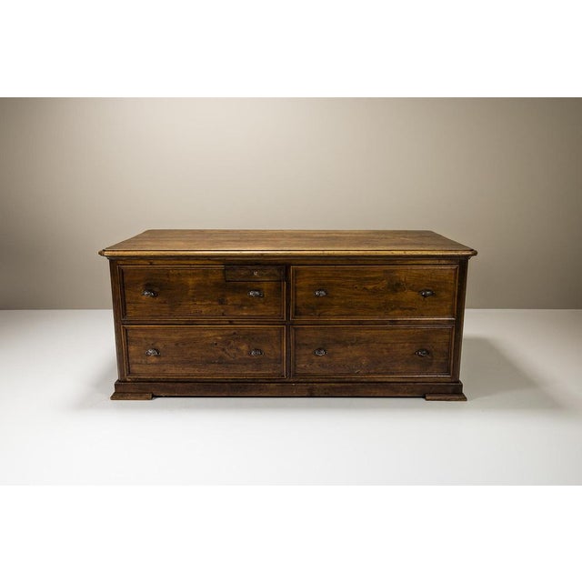 This impressive counter could easily have served in a department store like Printemps in the 1920s and 1930s. with its...