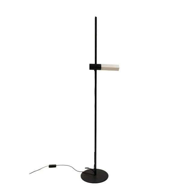 Model Caltha Adjustable Floor Lamp by Gianfranco Frattini for Luci, 1982 For Sale - Image 15 of 15