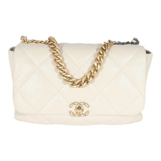 Ivory Shiny Quilted Lambskin Maxi Chanel 19 Flap Bag For Sale