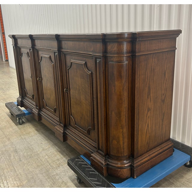 1980s 1980s Henredon Vintage Walnut Buffet With Felt Silverware Drawer For Sale - Image 5 of 10