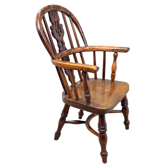 Early 19th Century Antique Children's Windsor Armchair in Yew Wood, 1820 For Sale - Image 5 of 17