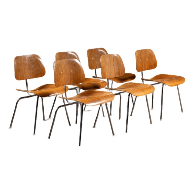 Set of Six Mid-Century Eames DCM Dining Chairs by Herman Miller For Sale