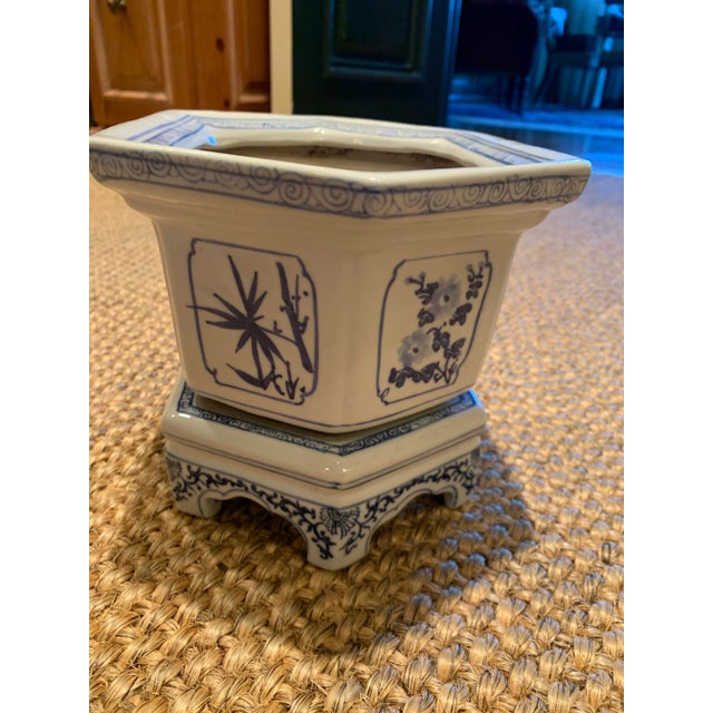 Vintage Japanese Pot For Sale In Los Angeles - Image 6 of 10