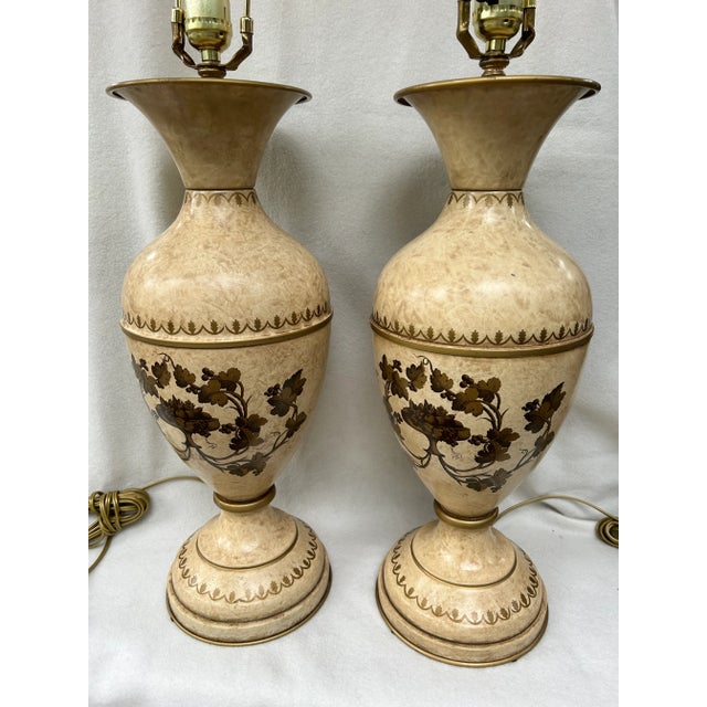 Vintage Italian Painted Tole Metal Urn Shaped Neoclassic Lute Horn Grape Leaves Table Lamps - a Pair For Sale - Image 4 of 10