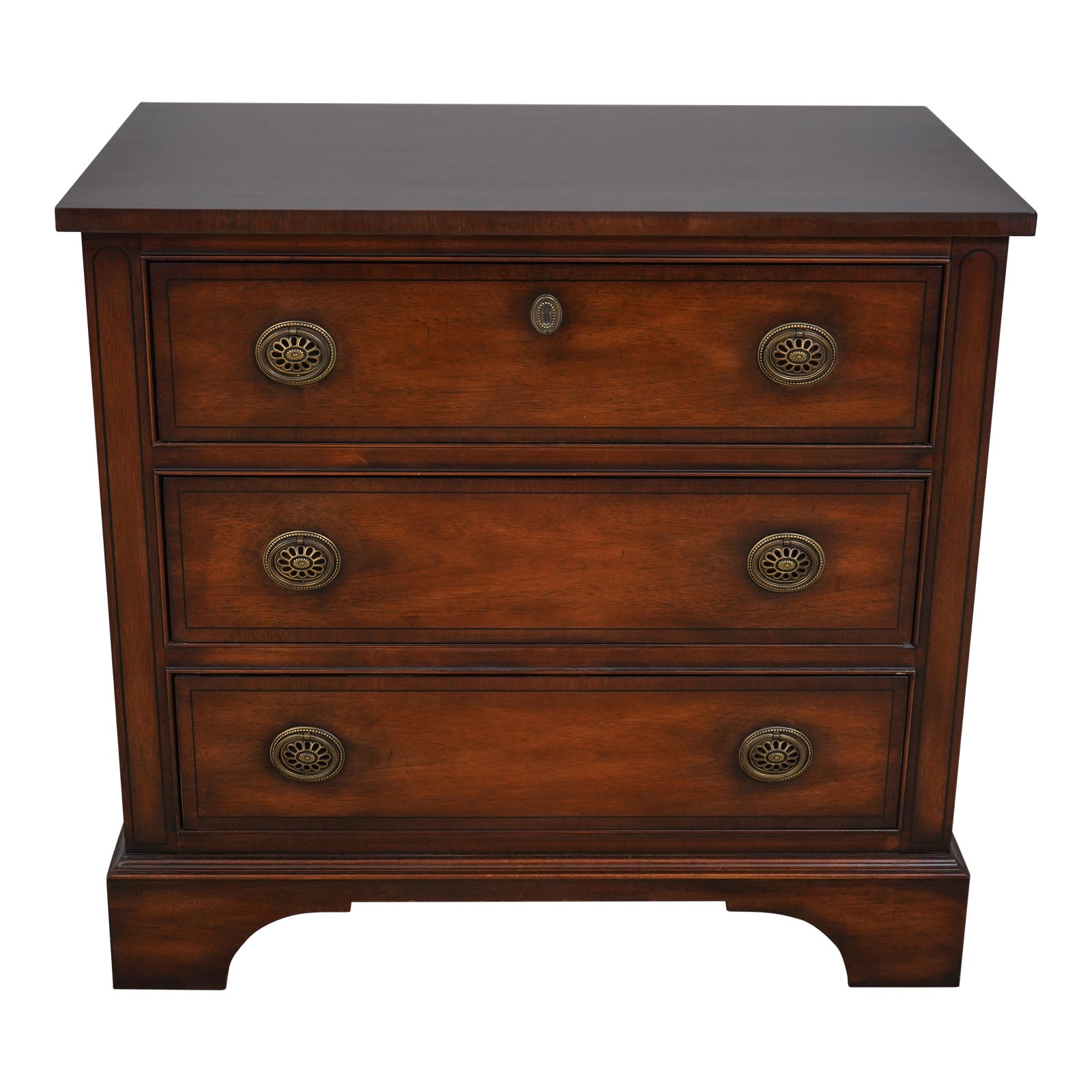 Henredon 3 Drawer Aston Court Mahogany Nightstand Bachelor Chest Chairish