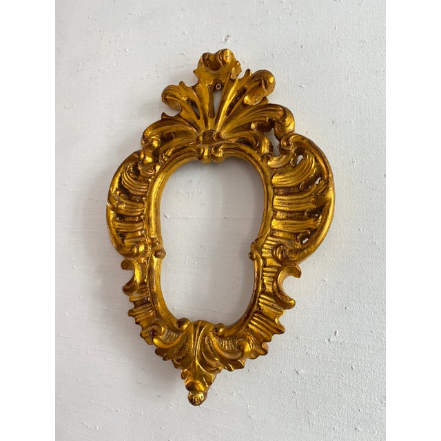 External dimensions: 35cm x 52cm Internal dimensions: 17cm x 25cm