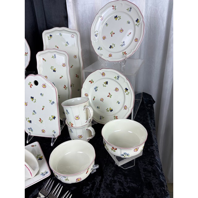 Vintage Villeroy & Boch "Petite Fleur" Porcelain Al Fresco Bistro & Luncheon Set - 25 Pieces For Sale In Phoenix - Image 6 of 12