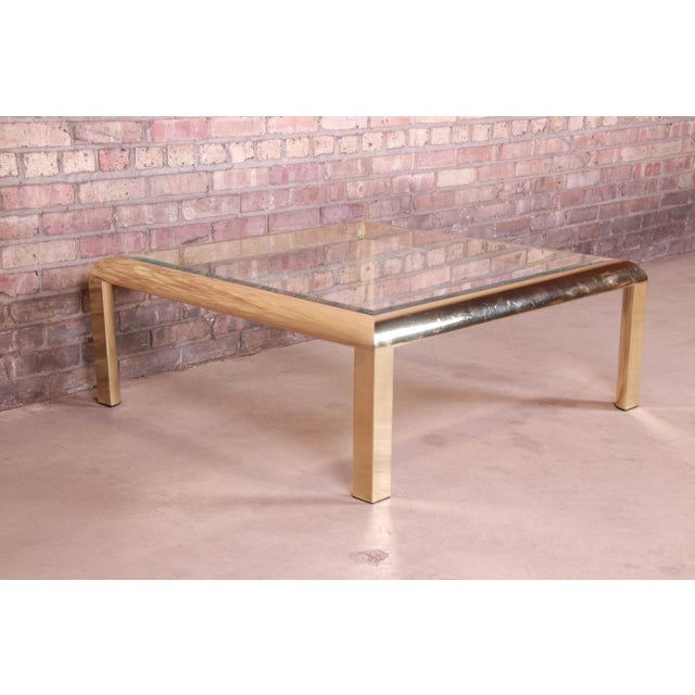 1980s Design Institute of America Modern Hollywood Regency Brass & Glass Cocktail Table, 1984 For Sale - Image 5 of 12