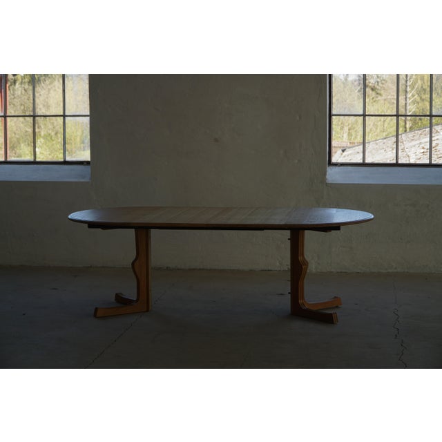 Brown Mid-Century Modern Danish Round Dining Table in Oak with Two Extensions, 1960s For Sale - Image 8 of 18