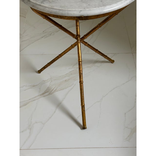 Vintage Gilt Faux Bamboo Tripod Base Gueridon Drinks Table / Side Table With Carrara Marble Top For Sale - Image 12 of 18