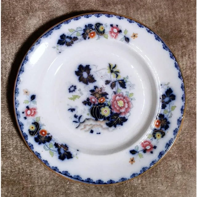 English Victorian Style Plates with Royal Arms Mark, 1837, Set of 4 For Sale - Image 12 of 13