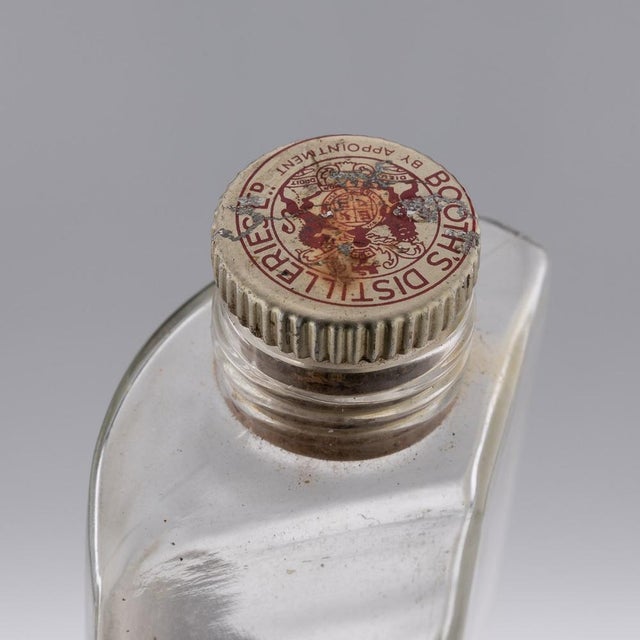 20th Century British Silver Plated Cocktail Shaker from Beefeater Gin, 1930s For Sale - Image 11 of 13