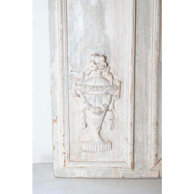 French Louis XVI 1790s Trumeau Mirror with Carved Liberal Arts Allegory For Sale In Atlanta - Image 6 of 13