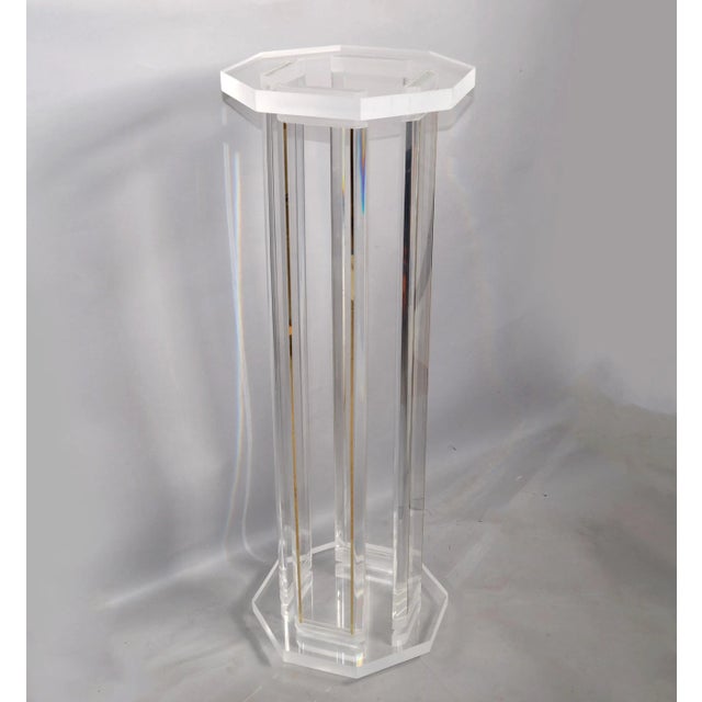 1980s Charles Hollis Jones Style Octagonal 4 Panel Lucite Pedestal Column Brass Detail For Sale - Image 13 of 13
