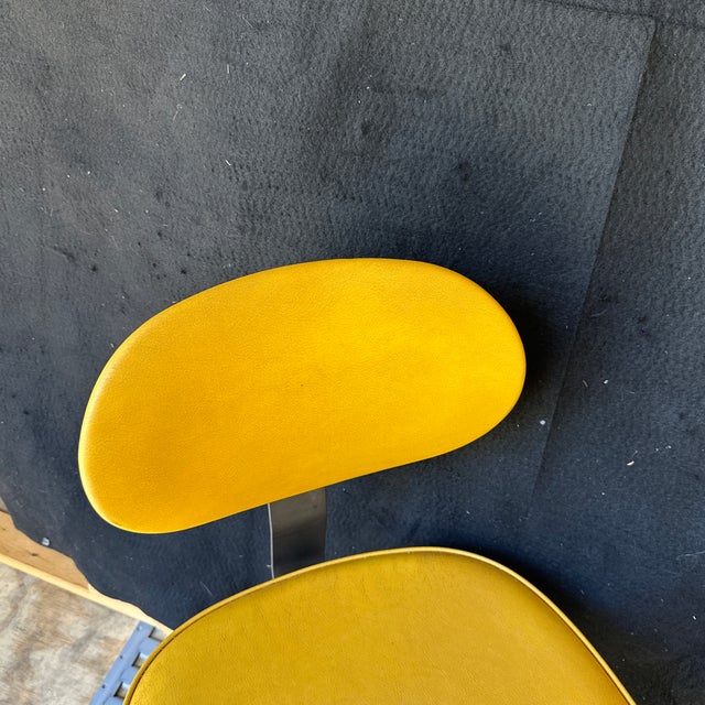 1970s 1970s Royal Metal Swivel Chair For Sale - Image 5 of 8