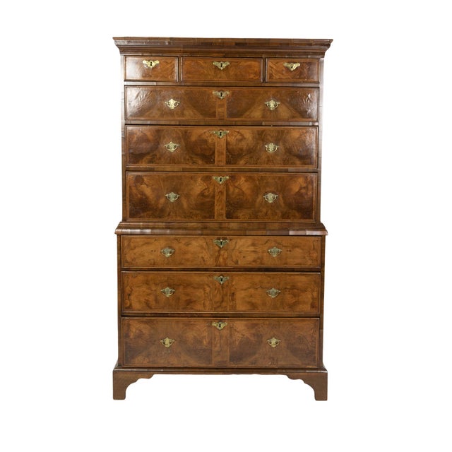 Late 18th Century English George III Walnut & Mahogany Chest For Sale - Image 12 of 12