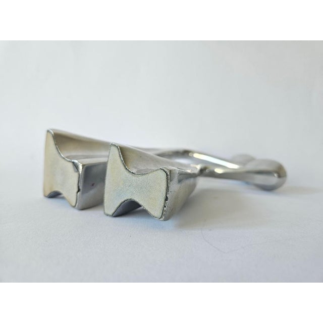 Mid-Century Swan Candleholders attributed to Matthew Hilton, England, 1986, Set of 2 For Sale - Image 12 of 15