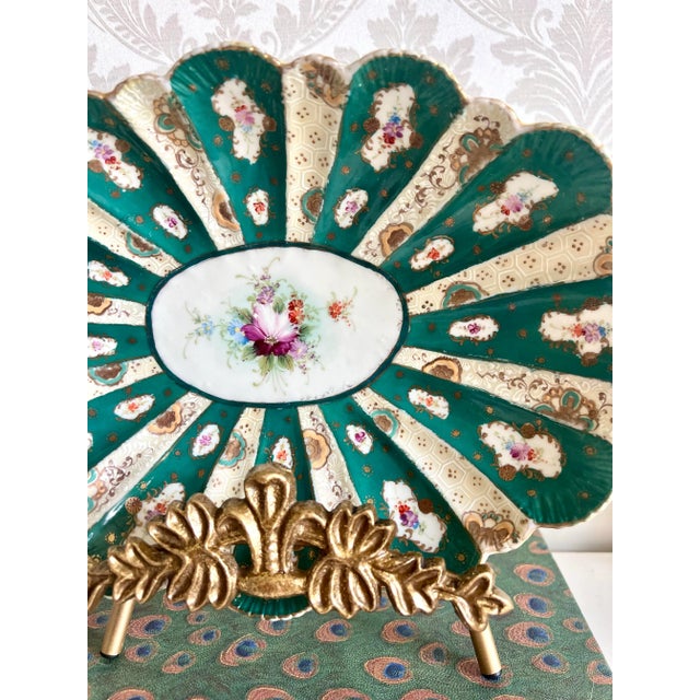 Victorian Antique Hand-Painted Limoges-Style Floral Plate With Emerald & Cream Panels, Raised Gilt Detail – France, Circa 1880s 13” For Sale - Image 3 of 7