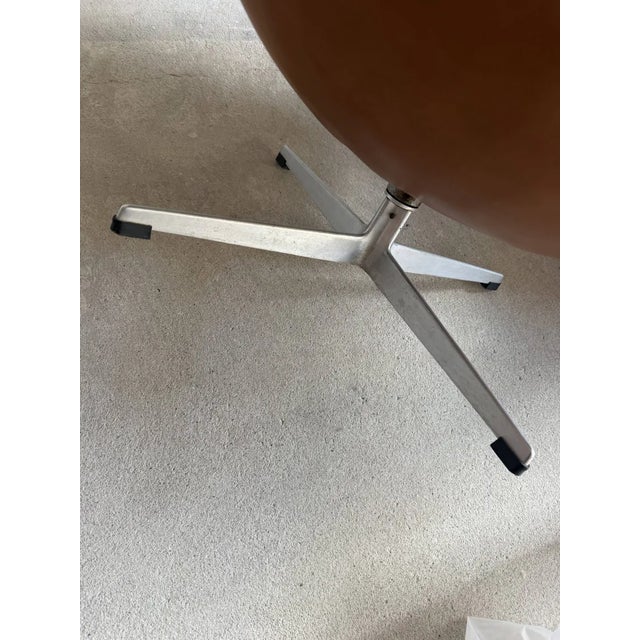 Fritz Hansen Egg Chair 07-'63 Cognac Camel Vintage Leather For Sale - Image 16 of 17
