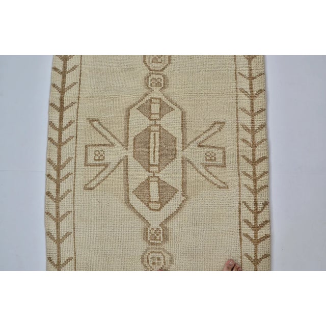 Vintage Turkish Rug, Japandi Style Neutral Geometric Runner For Sale - Image 10 of 10