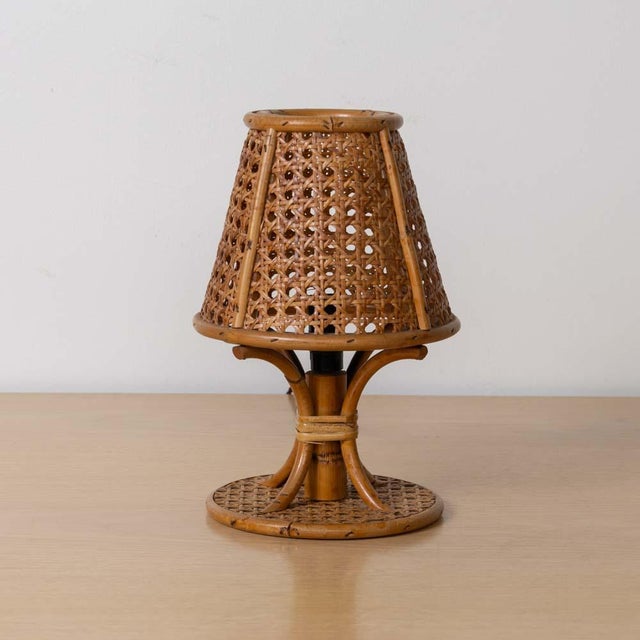 1960s Pair of Italian Cane and Bamboo Table Lamps For Sale - Image 4 of 11