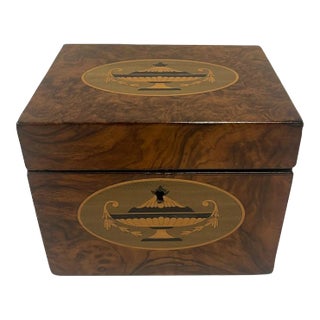 English Georgian Tea Caddy with Inlay and Interior Lid, 19th Century For Sale