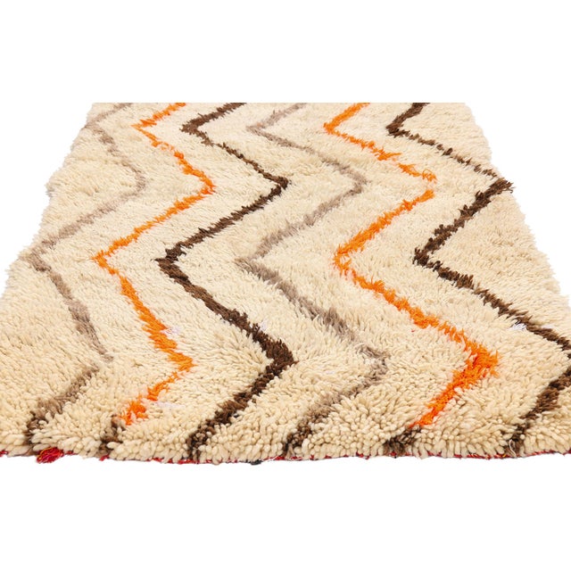 Berber Tribes of Morocco Vintage Azilal Moroccan Rug, 03'00 X 06'05 For Sale - Image 4 of 10
