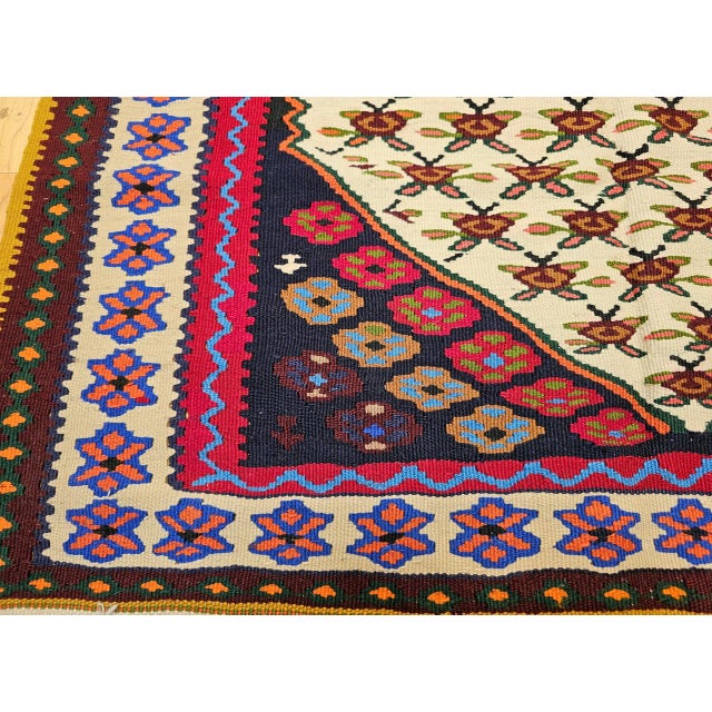 Vintage Senneh Kilim Area Rug, Handwoven Wool, Floral Pattern, Ivory & Red, 3x5 For Sale - Image 13 of 15