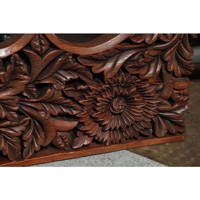 Mid 19th Century Javanese 19th Century Large Carved Teak Architectural Panel With Foliage Motifs For Sale - Image 5 of 9