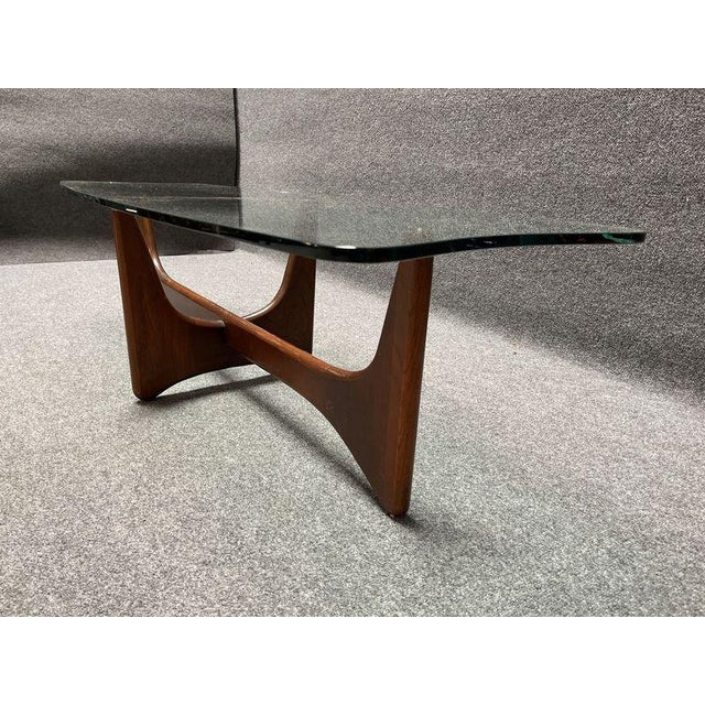 MCM Stingray Wood and Glass Coffee Table in Manner of Adrian Pearsall "Stingray Table For Sale - Image 4 of 8