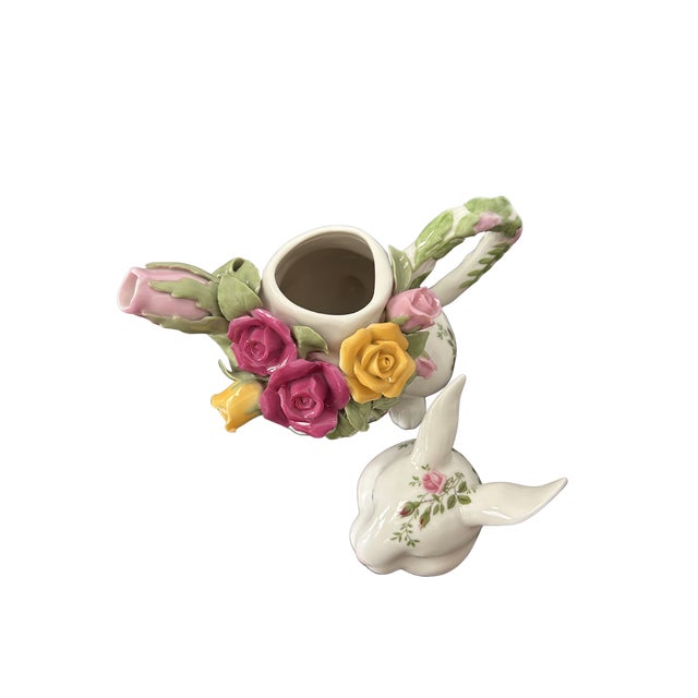Vintage Royal Doulton for Royal Albert Old Country Roses Bunny Teapot – Fine Bone China Rabbit Teapot For Sale - Image 13 of 13