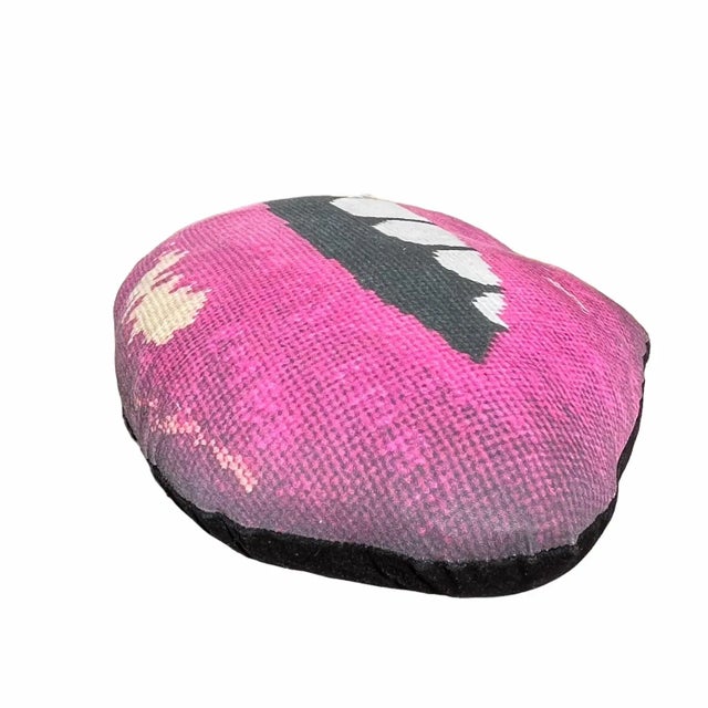 Custom Made Magenta "Embrasse Moi" Sculpted Lips Pillow For Sale - Image 4 of 6