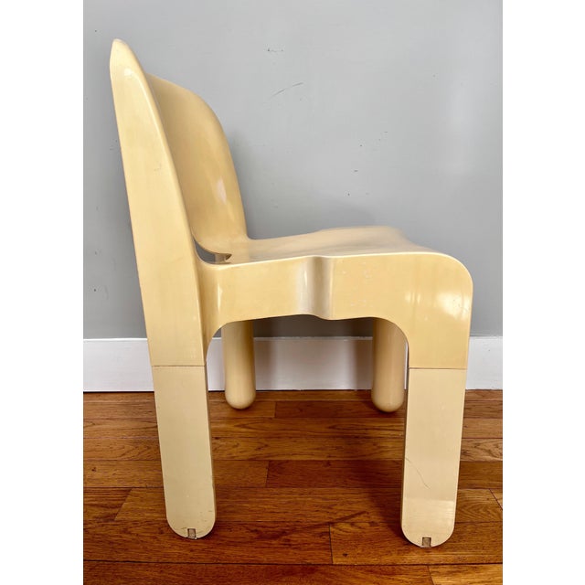Kartell Vintage Universale Chair by Joe Colombo for Kartell, Italy, 1972 For Sale - Image 4 of 12