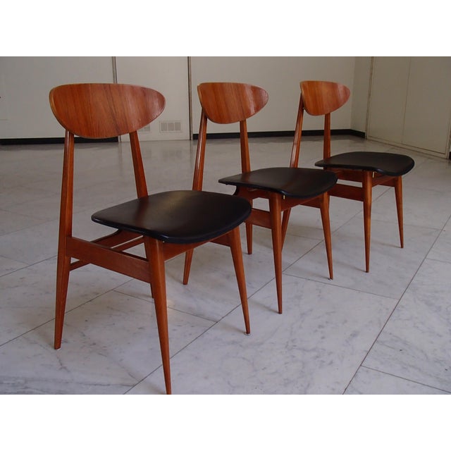 Mid-Century Modern Mid-Century Dining Chairs in Rosewood and Black Faux Leather, 1960s, Set of 6 For Sale - Image 3 of 17