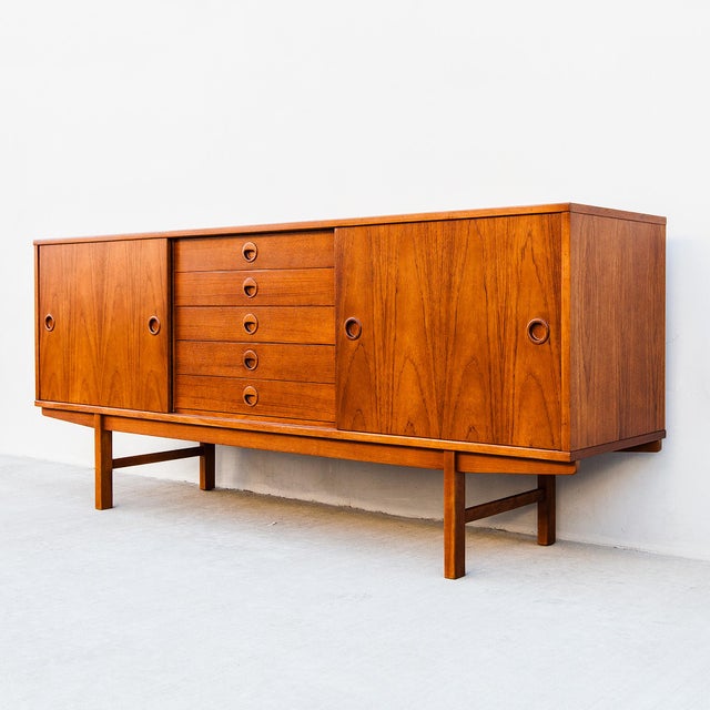 Restored 1960s Scandinavian Teak "Ulvö" Credenza by Dux For Sale - Image 14 of 14