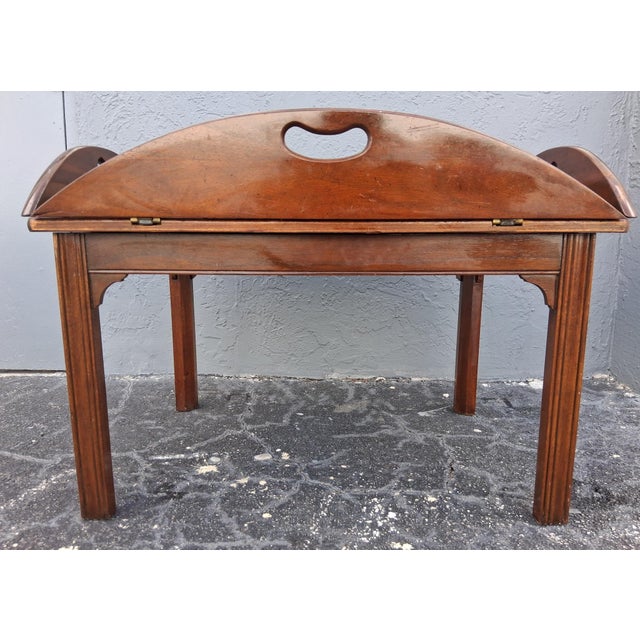 Wood 1960's Traditional Style Removable Tray Top Coffee Table by Baker Furniture For Sale - Image 7 of 12