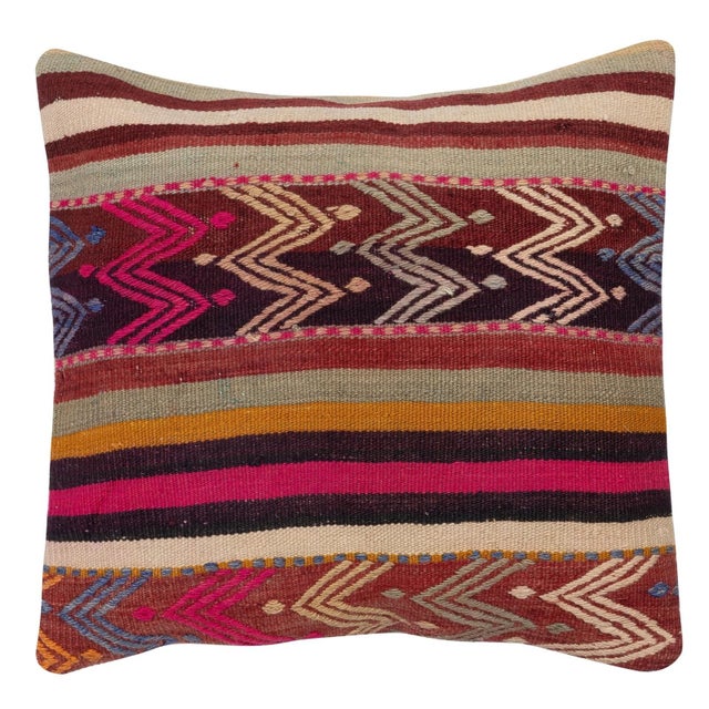 Bring history and warmth into your home with this vintage handmade Turkish wool cushion cover set. This pair of cushion...