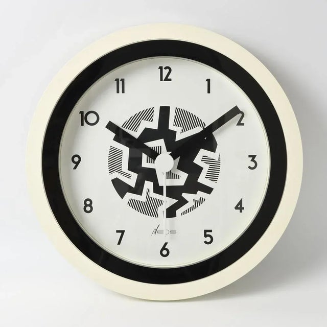 Postmodern Wall Clock by Nathalie Du Pasquier and George Sowden for Neos Lorenz, 1980s For Sale - Image 10 of 10