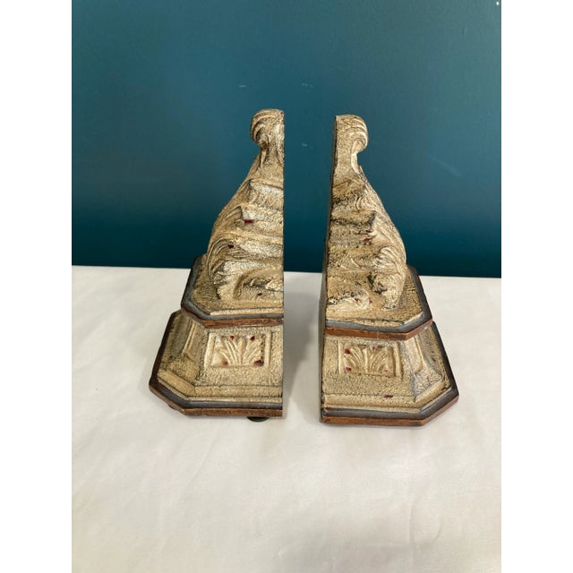 Vintage Neoclassical Ceramic Acanthus Leaf Bookends – Pair For Sale - Image 4 of 6