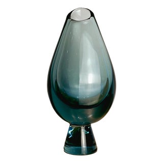 Twilight Blue Vase by Vicke Lindstrand for Kosta, 1960s For Sale
