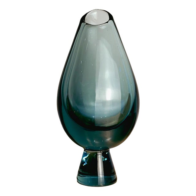 Twilight Blue Vase by Vicke Lindstrand for Kosta, 1960s For Sale