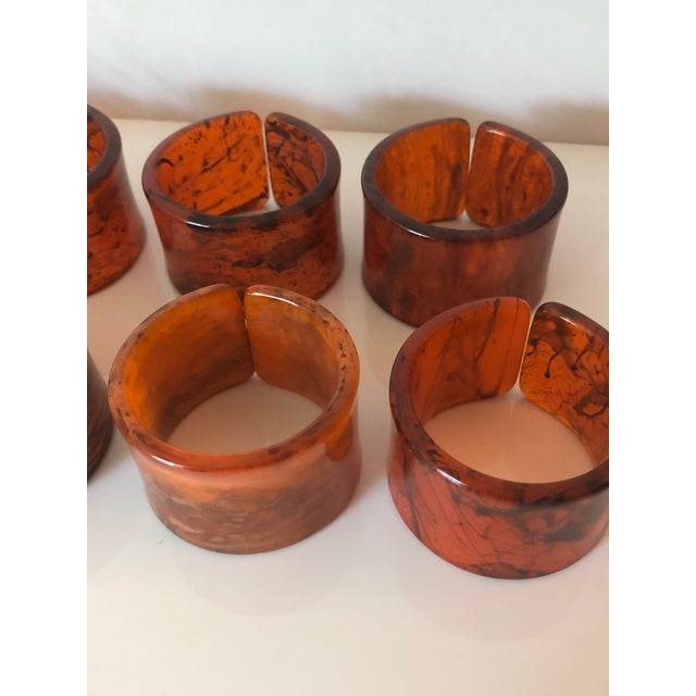 1970s Vintage Tortoise Motif Lucite Napkin Rings - Set of 8 For Sale - Image 5 of 8