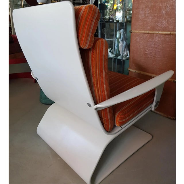 1970s Space Age Lounge Chair by Peter Ghyczy for Cor, 1970s For Sale - Image 5 of 6