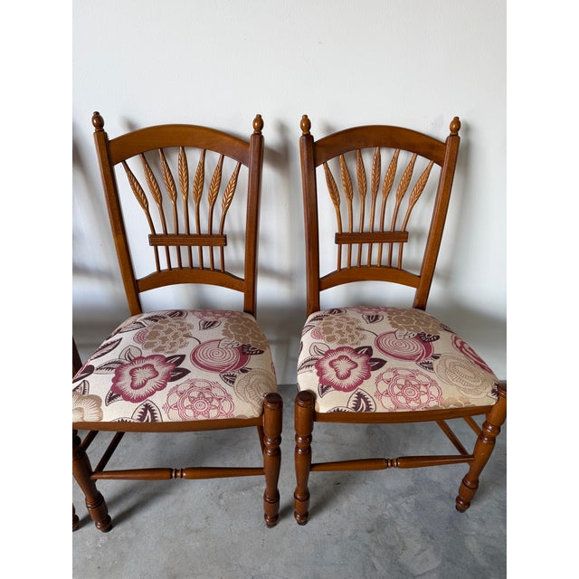 Vintage Italian Country French Provincial Wheat Sheaf Back Dining Chairs – Set of 6 For Sale - Image 9 of 12