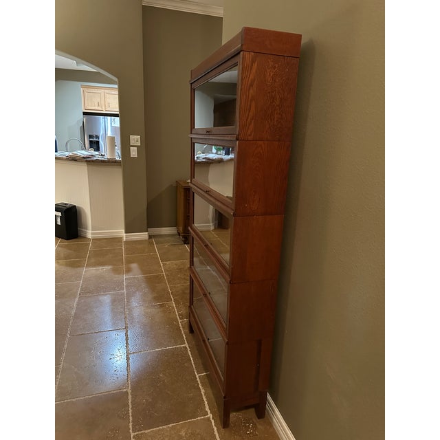 Globe Wernicke Globe-Wernicke 5 Stackable Quarter-Sawn Oak Barrister Bookcase With Glass Rollup Shelves For Sale - Image 4 of 7