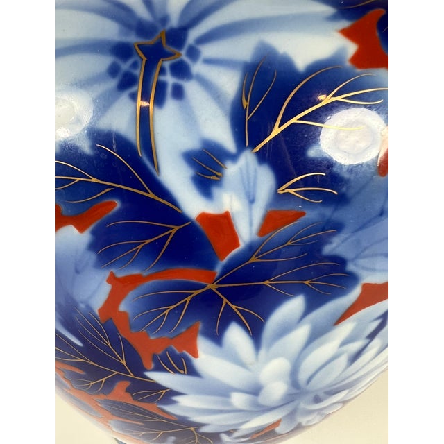 Blue Vintage Fukugawa Blue and White Chrysanthemums Vase For Sale - Image 8 of 12